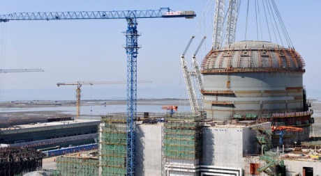 Haiyang 1 vessel head installation - 460 (Westinghouse)